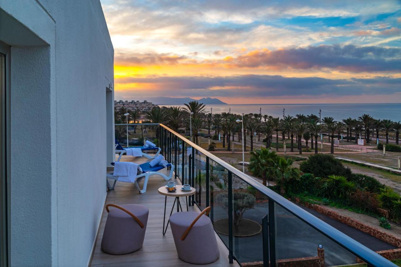 Cabogata Jardin Hotel 4*